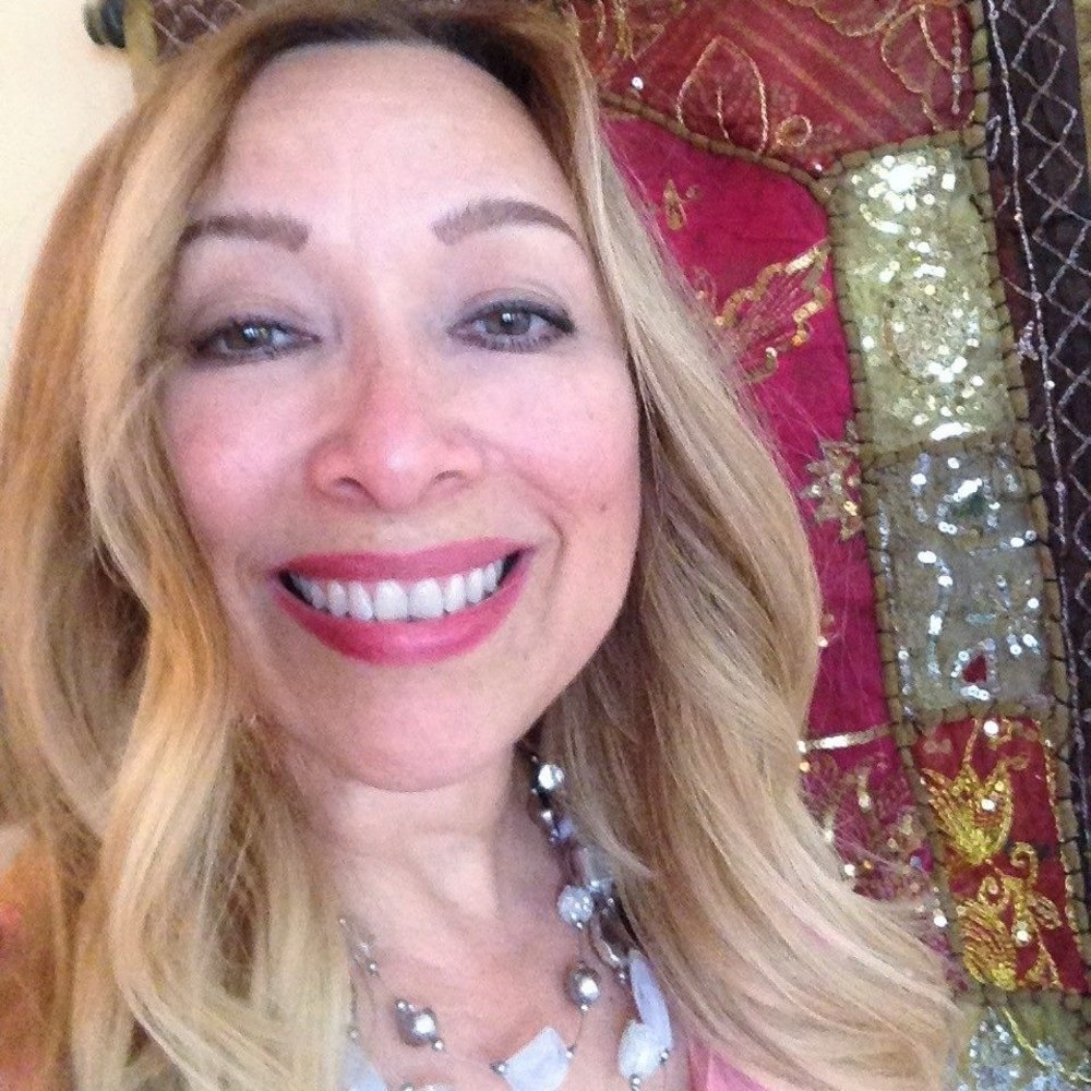 Meet your Posher, Adriana